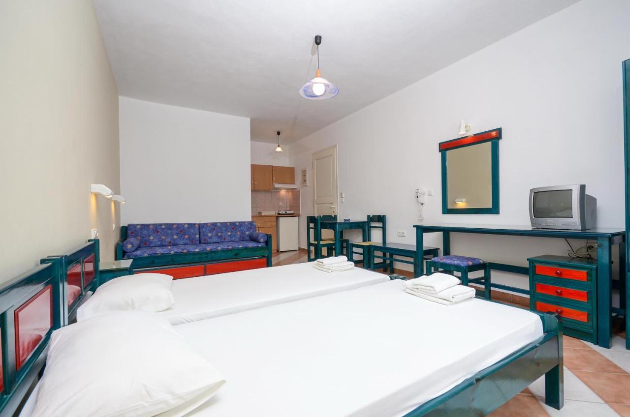 Hotel Fanis Agia Anna  Exterior foto