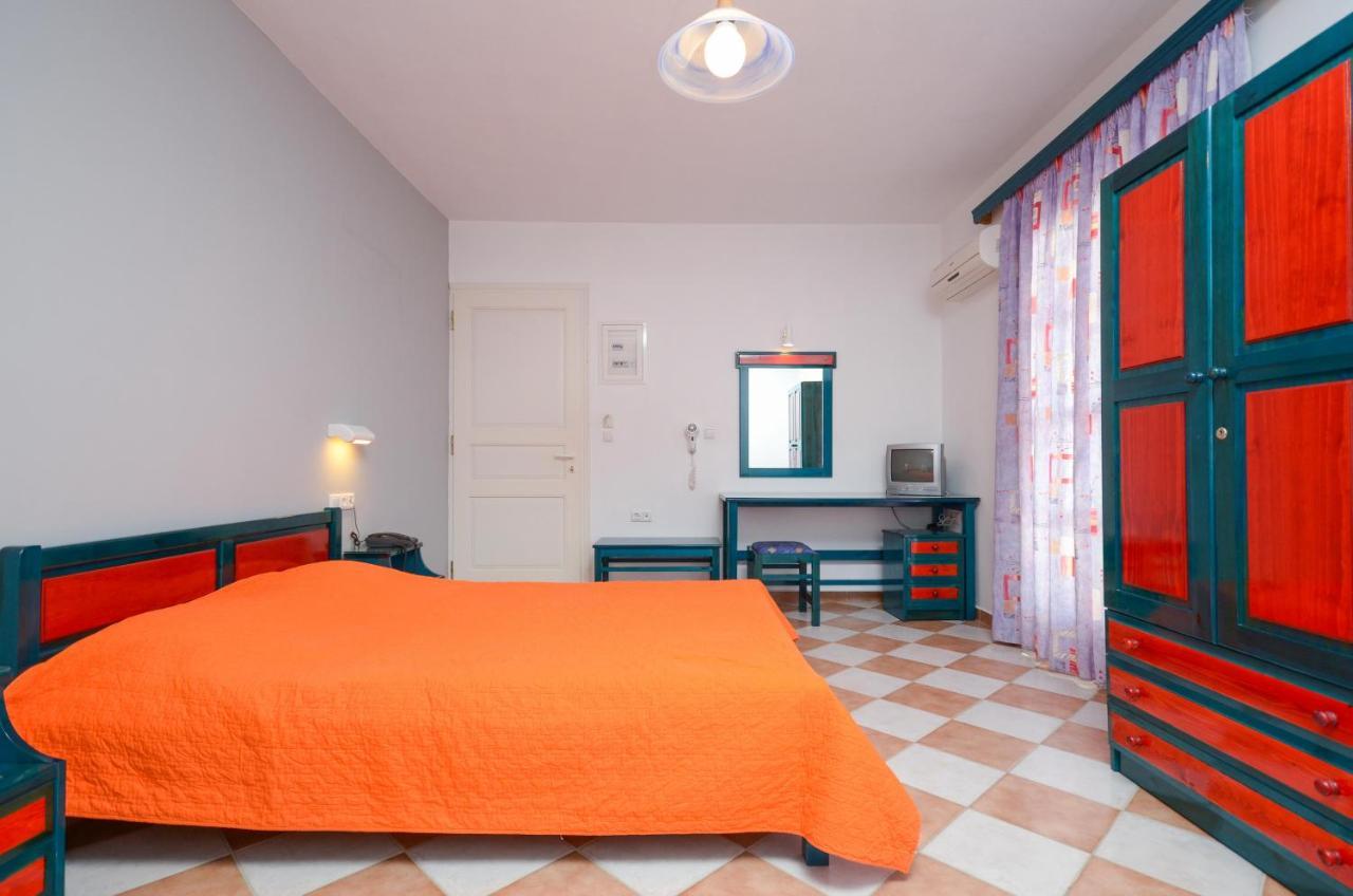 Hotel Fanis Agia Anna  Exterior foto