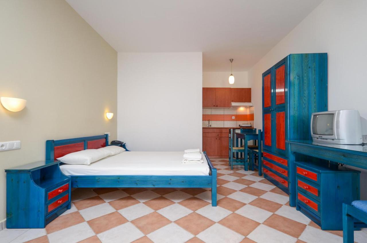 Hotel Fanis Agia Anna  Exterior foto